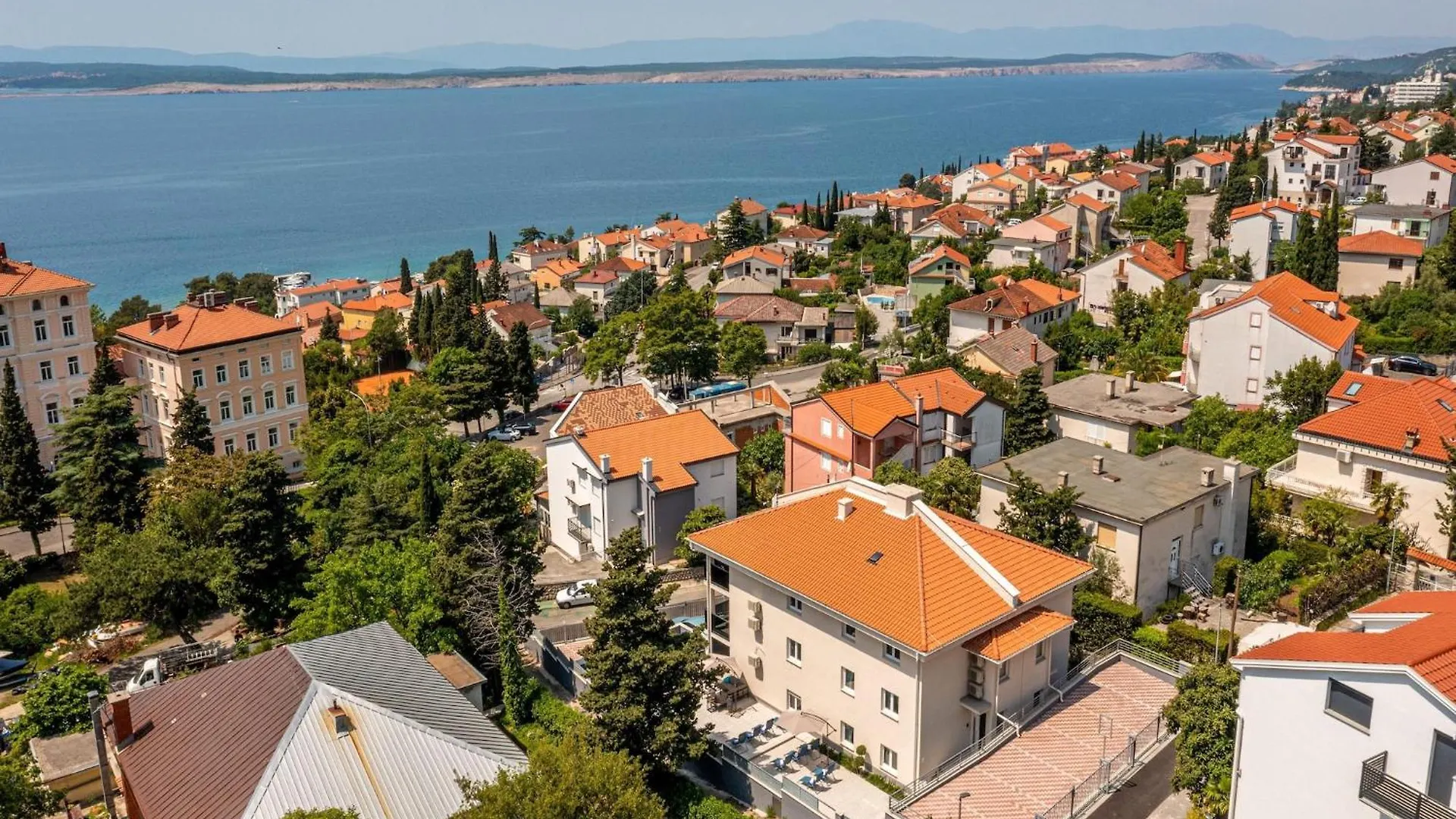 Apartment Adorable Home With Balcony And Swimming Pool Crikvenica